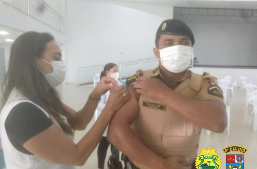  Militares da 6ª CIPM são vacinados contra a COVID-19 em Ivaiporã