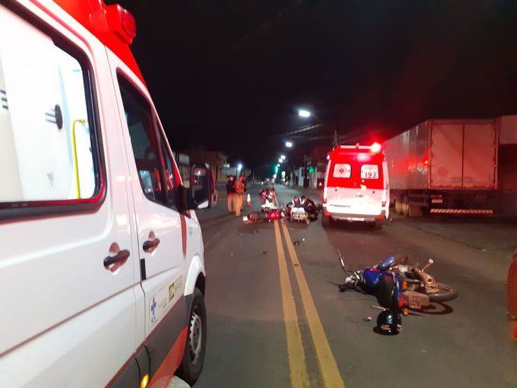 Após colisão fatal, caminhão arrasta corpo por 1 km em Arapongas
