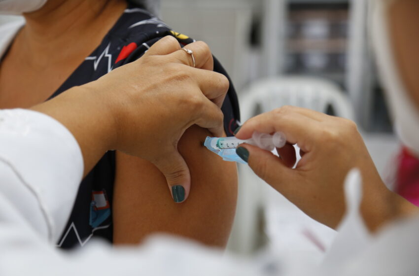  Estados Unidos vão enviar doses de vacinas ao Brasil nas próximas semanas, diz Casa Branca