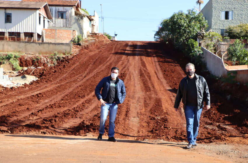  Gestão Carlos Gil e Marcelo Reis executa obras de infraestrutura na área urbana de Ivaiporã