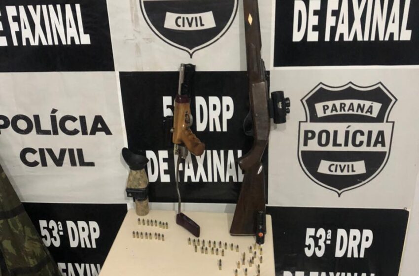  Dois homens foram presos por porte ilegal de arma de fogo, em Faxinal