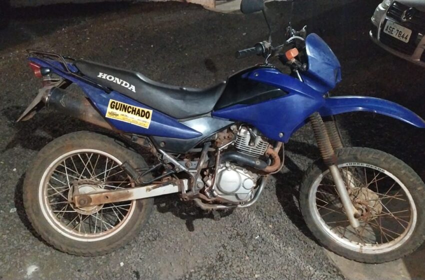  PC de Faxinal recupera motocicleta roubada em Ortigueira