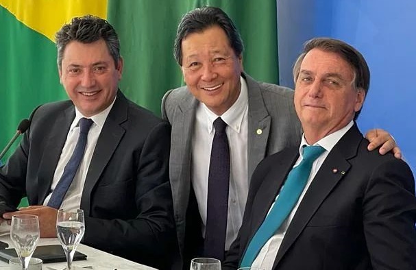  Luiz Nishimori apresenta demandas em reunião com o presidente Bolsonaro,