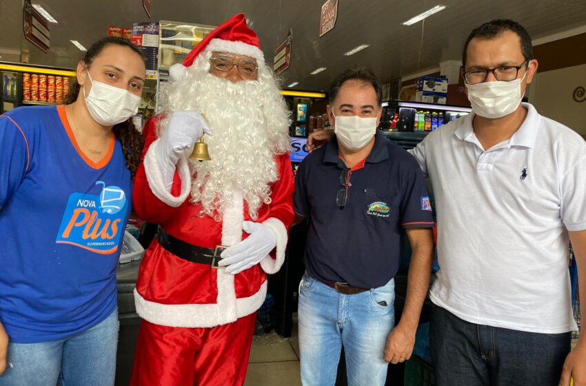  Borrazopolis: Papai Noel percorre o comércio na área central