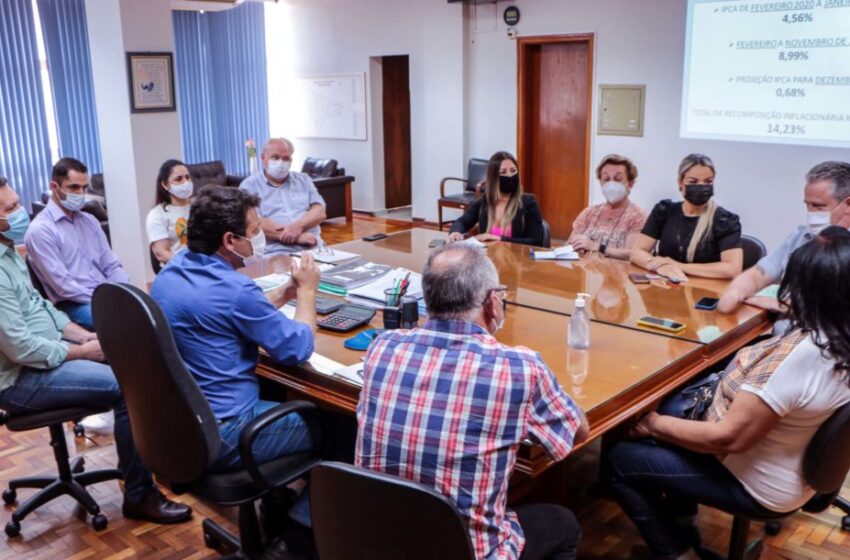  Servidores municipais de Apucarana terão reajuste de 15,25%