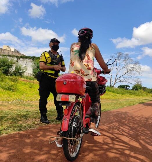  Prefeitura de Maringá orienta condutores de veículos de duas rodas