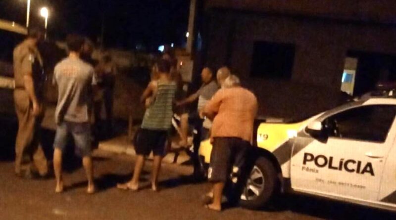  REGIÃO – Mulher é assassinada com pedrada na cabeça