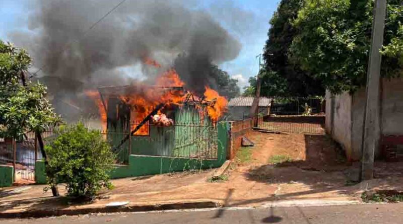  Suspeito de atear fogo em casa em São João do Ivaí é preso na região