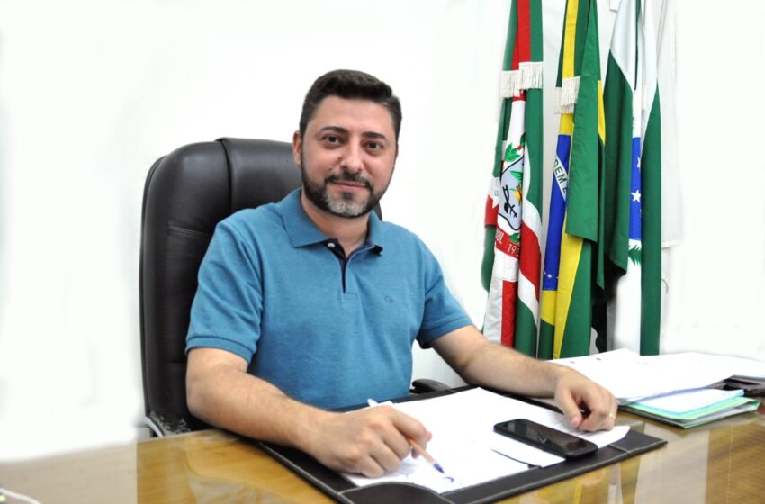  Prefeito Lauro Júnior aposta na geração de empregos em Jandaia do Sul