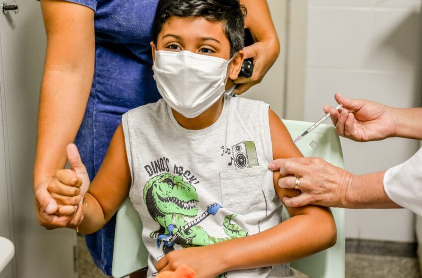  Em um mês, Paraná vacina 40% das crianças contra a Covid-19