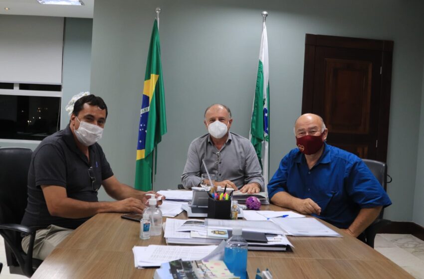  Prefeito Primis de Oliveira, demandas são tratadas nas secretarias de Estado