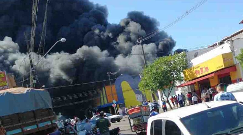  Incêndio em supermercado de Ibiporã causa uma morte e deixa cinco feridos