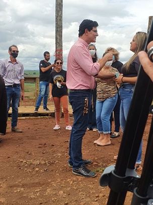  Padre Reginaldo Manzotti em visita o Caminho de “Jesus das Santas Chagas” em Borrazópolis