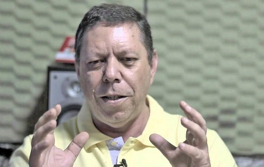  Radialista Ely Rodrigues da Rádio T de Campo Mourão foi sepultado com comoção no fim de semana