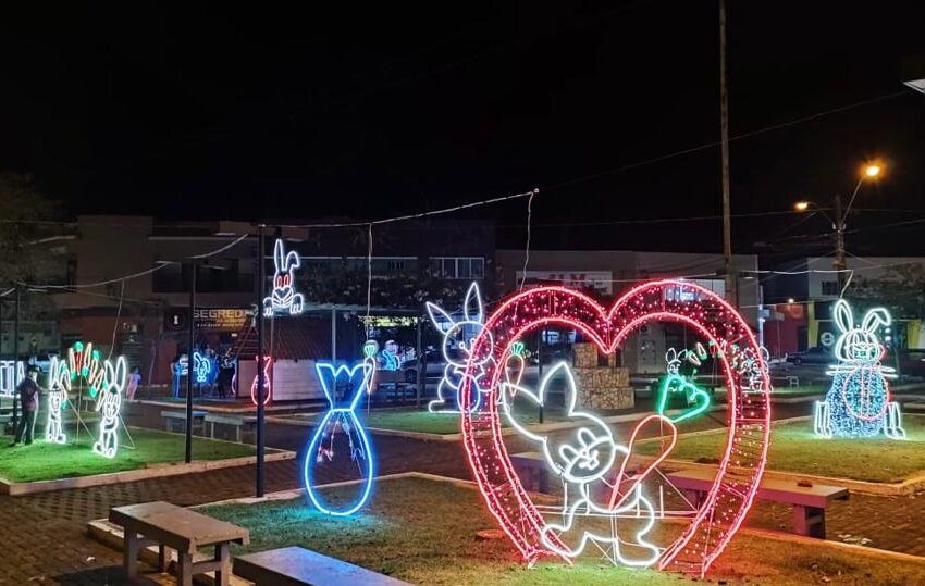  Praça de Manoel Ribas é decorada para a Páscoa