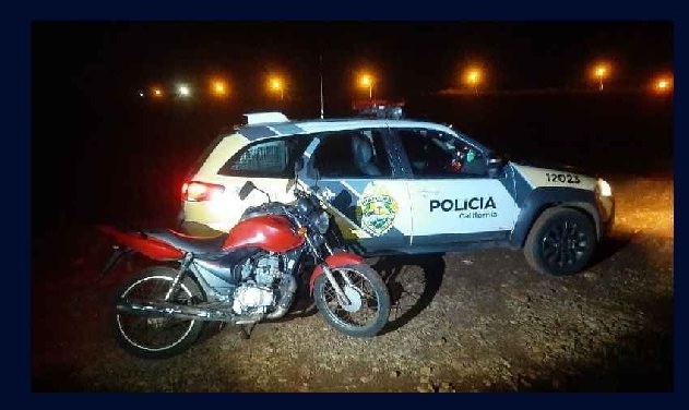  Policia Militar de Califórnia recupera motocicleta furtada