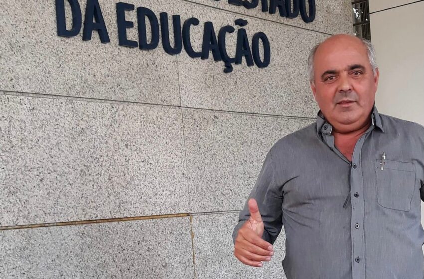  Ex-prefeito Washington anuncia recursos de um ônibus zero KM que foi entregue para a educação