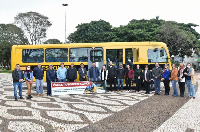  Jandaia do Sul recebe um Ônibus Escolar, com sistema móvel para cadeirantes ou pessoas com deficiência, do Governo Federal e Estadual