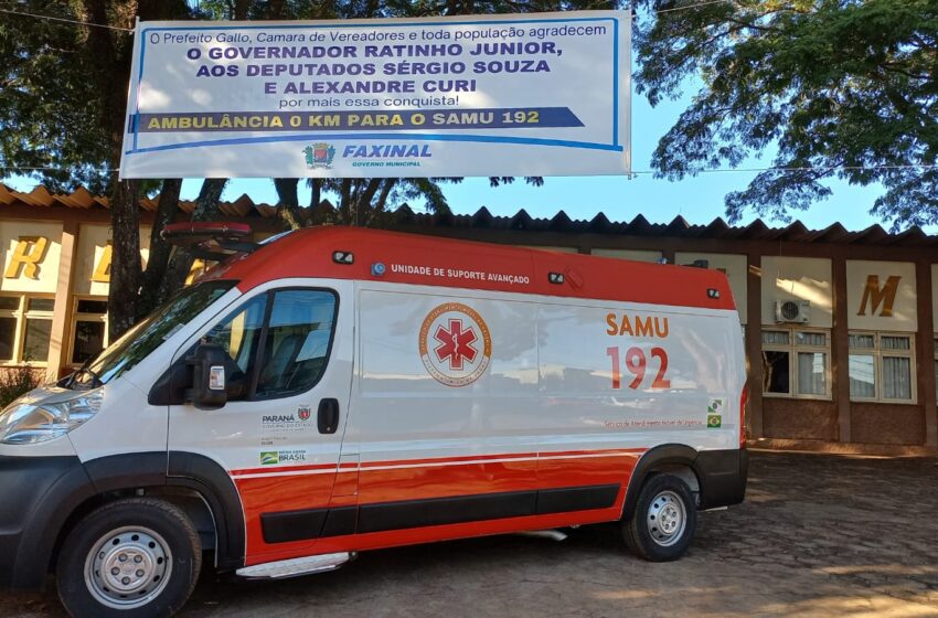  Prefeitura de Faxinal entrega nova ambulância para o Samu