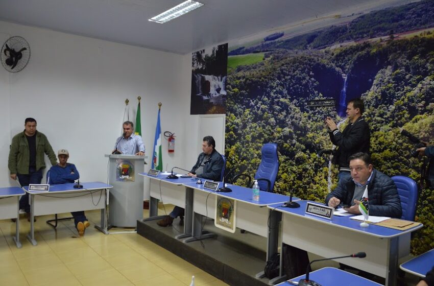  Agricultores familiares recebem Contrato de Concessão de Uso da terra