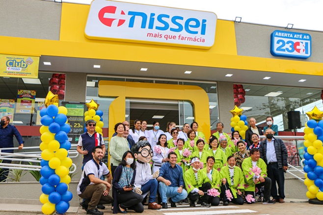  Grupo Nissei investe R$1,5 milhão na sua 4ª farmácia em Apucarana