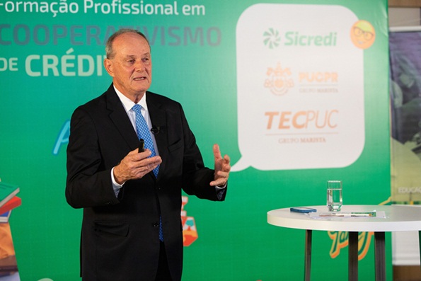  Sicredi e TECPUC lançam programa inédito de formação técnica para jovens do PR, SP e RJ