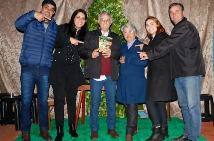  Agricultor Célio Ferracioli lança seu livro em Marilândia do Sul