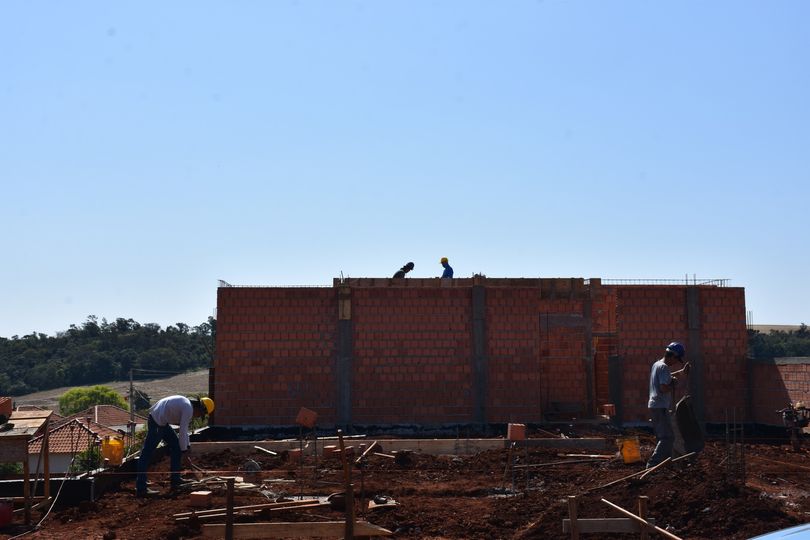  Construção da nova capela mortuária de Marilândia do Sul segue em ritmo acelerado