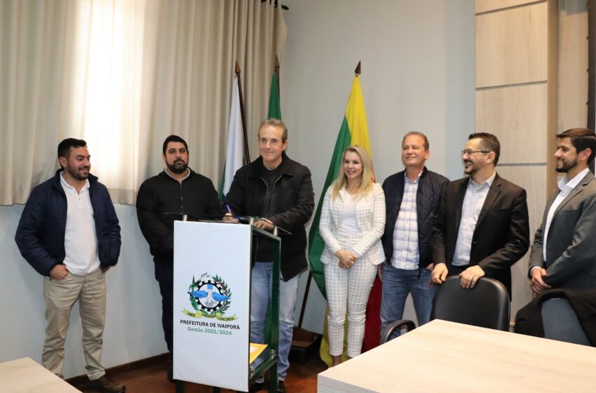  Prefeito Marcelo Reis assina Ordem de Serviço da Incubadora Tecnológica de Ivaiporã no valor de R$1.976.665,70