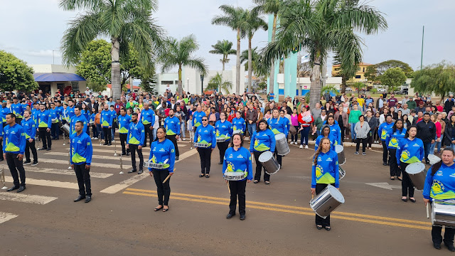  Comemoração da Independência do Brasil é marcada por desfile cívico em Borrazópolis