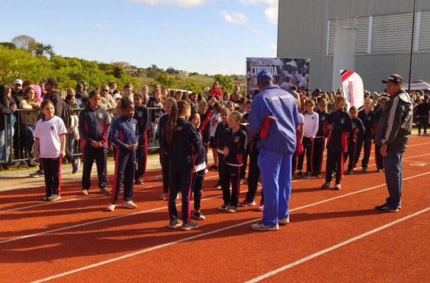  Festival de Atletismo das Escolas Municipais reúne mais de 450 alunas no “Estação Cidadania”