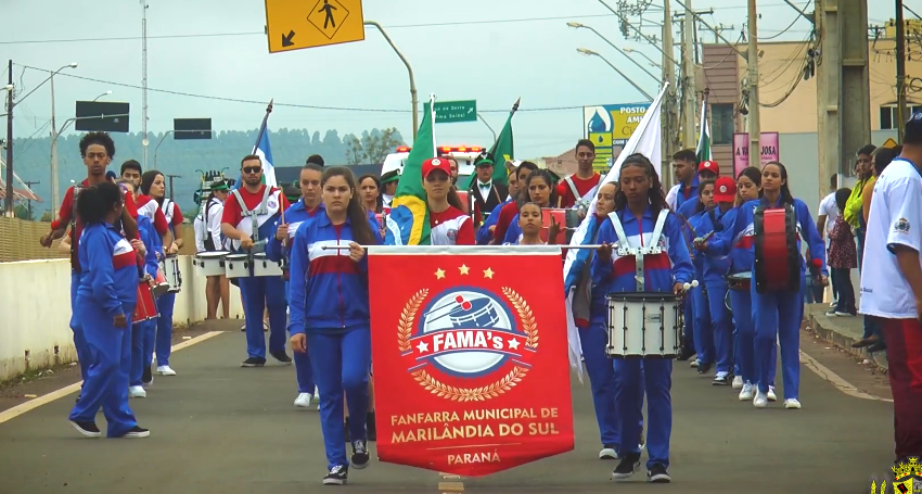  Desfile Cívico é comemorado em Mauá da Serra