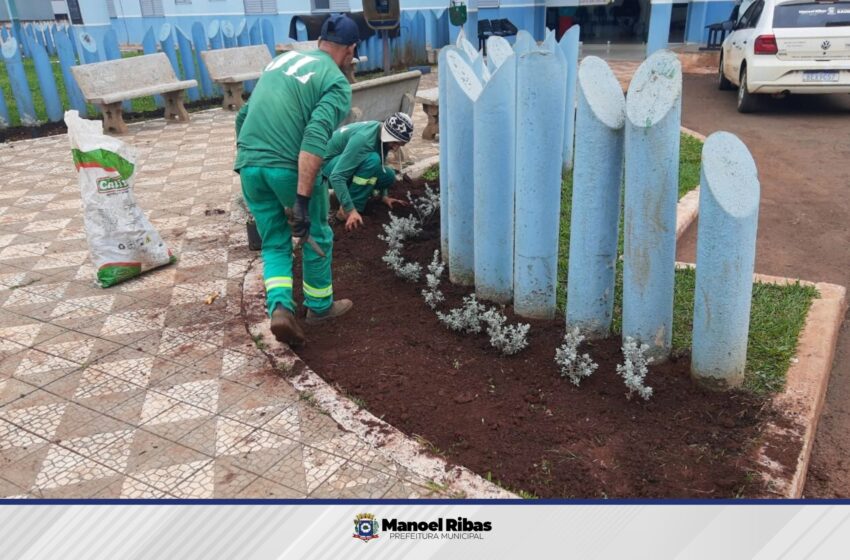  Prefeitura de Manoel Ribas realiza serviço de limpeza e manutenção pública