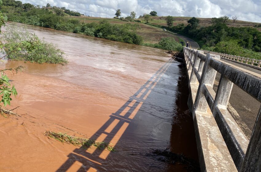  Imagens do Rio Bom entre Borrazopolis e Kaloré chamam a atenção