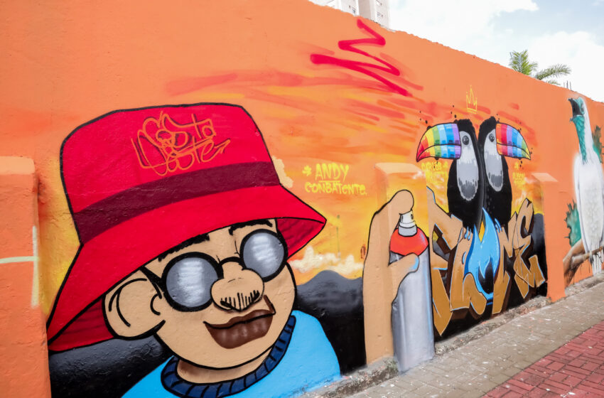  Ícones do grafite levam mais de 3 mil pessoas ao Nilo Cairo