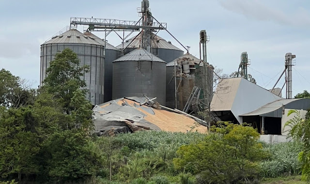  Desabamento em silo na Agrícola Vassoler em Borrazópolis