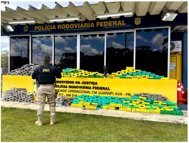  PRF apreende 1,2 tonelada de drogas e prende 38 pessoas no Paraná