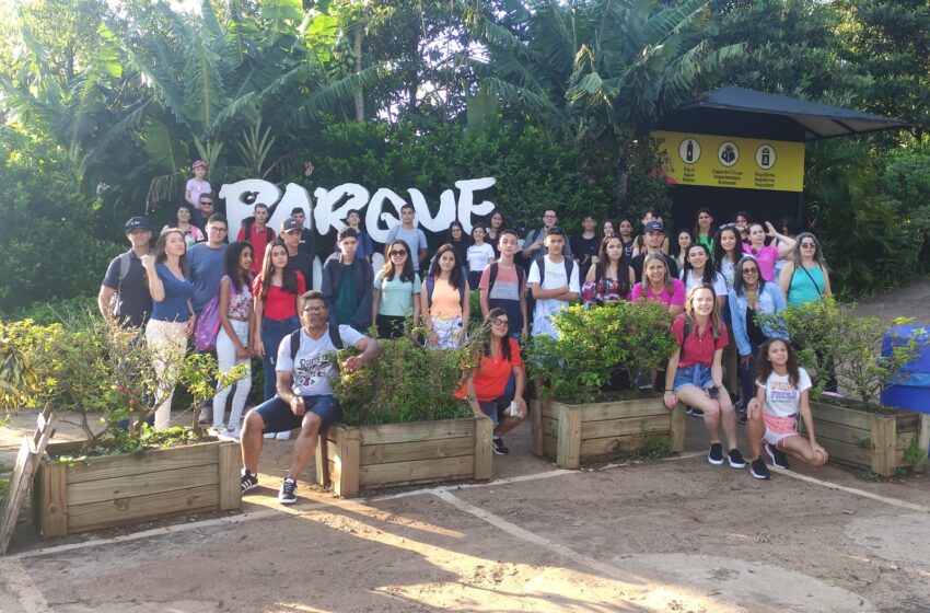  Alunos do Colégio Abraham Lincoln de Kaloré visita pontos turísticos de Foz do Iguaçu