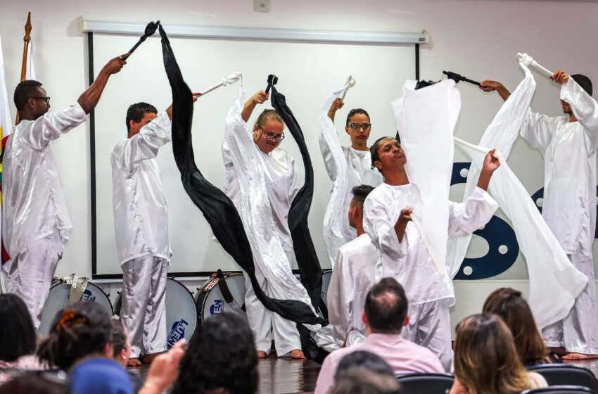  Conferência discute reflexos da pandemia na vida das crianças e adolescentes