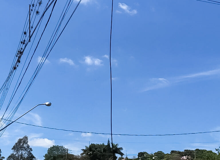  Copel anuncia medidas para retirar cabos soltos a partir de janeiro em Apucarana