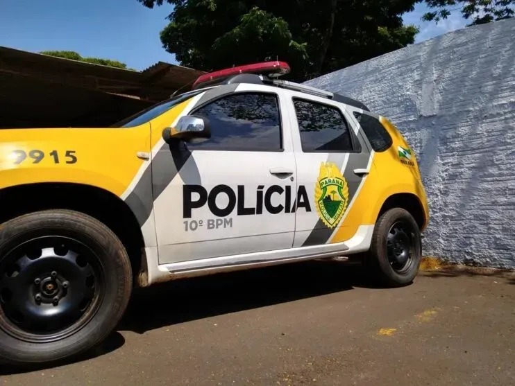 Bandidos armados assaltam lanchonete em Novo Itacolomi e levam um veículo Cobalt