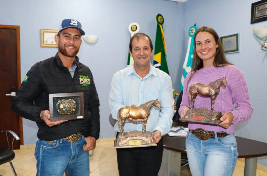  Irmãos de Jardim Alegre campeões em campeonato de Araçutuba recebem homenagem