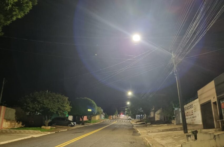  Avenidas América e Itararé de Apucarana ganham luminárias de LED