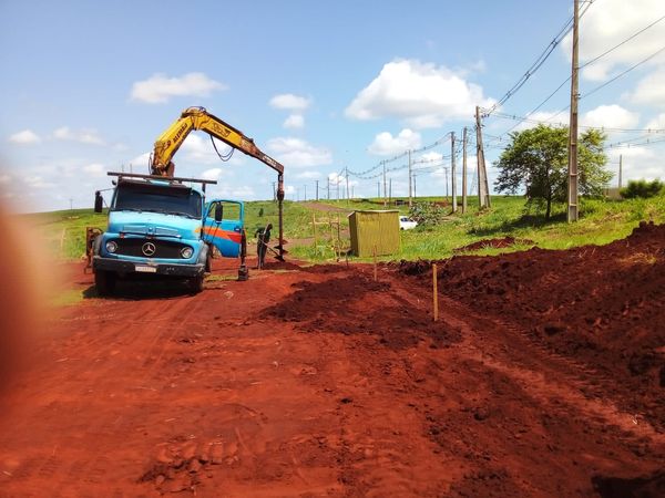  Prefeitura inicia construção de dois barracões industriais em São Pedro do Ivaí