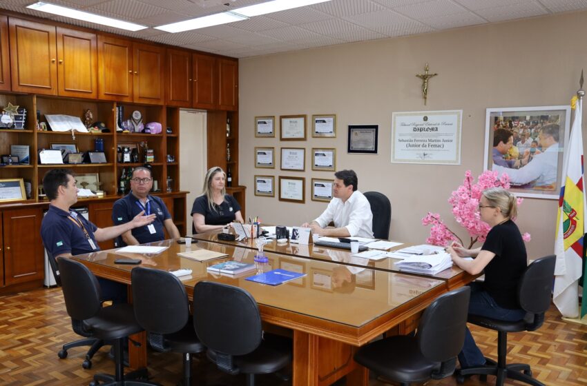  Prefeitura de Apucarana expande parceria com Núcleo de Educação