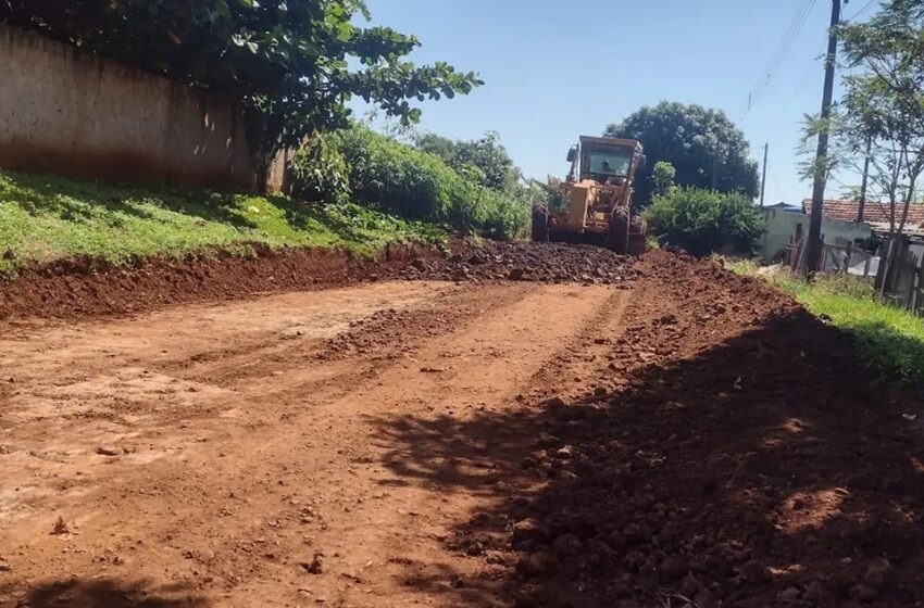  Prefeitura de São João do Ivaí realiza manutenção nas ruas dos distritos