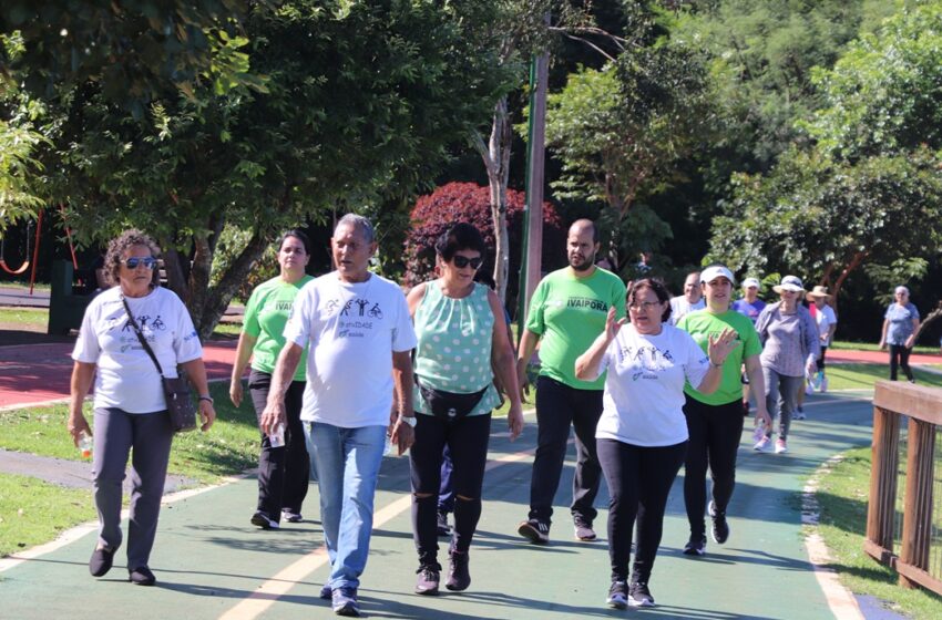  Prefeitura de Ivaiporã estimula prática esportiva entre os idosos