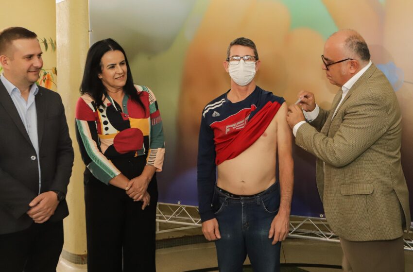  Paraná inicia vacinação contra a gripe