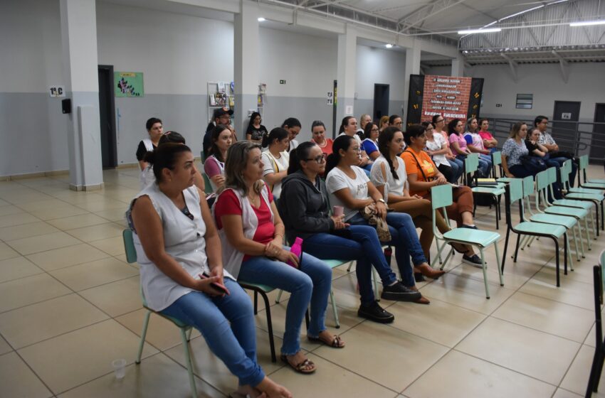  Projeto “União Faz a Vida” reuniu professores e gestores em Marilândia do Sul