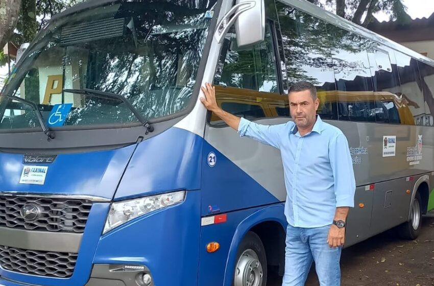  Vídeo: Portela anuncia entrega de ônibus para a saúde de Faxinal